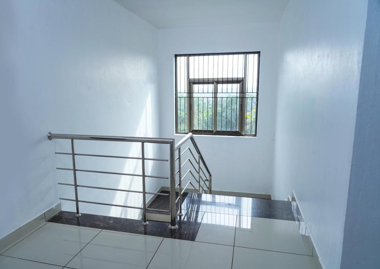 Hotel Thekkumpuram Residency Kondotty Exterior foto